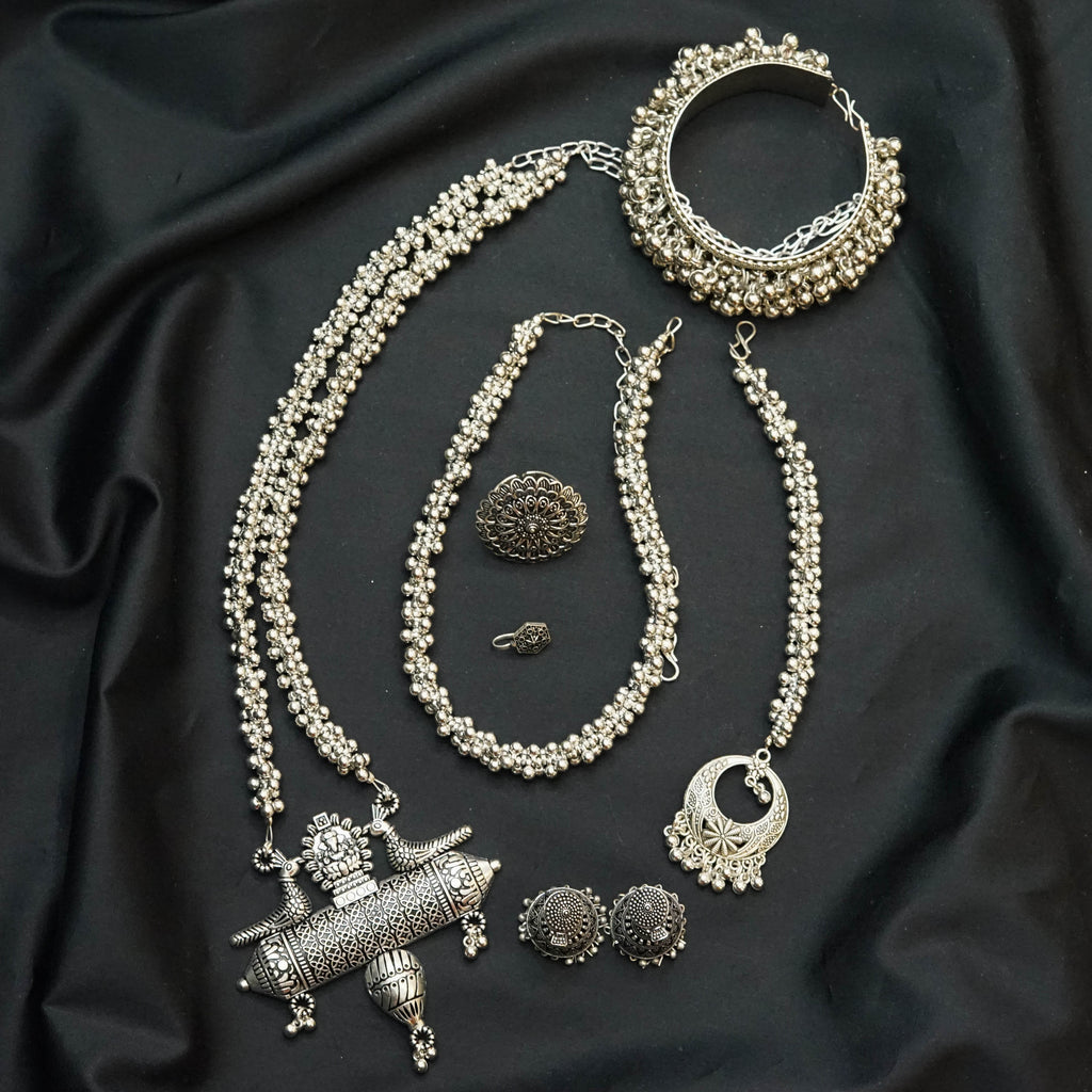 Chandi 7 Piece Necklace Set