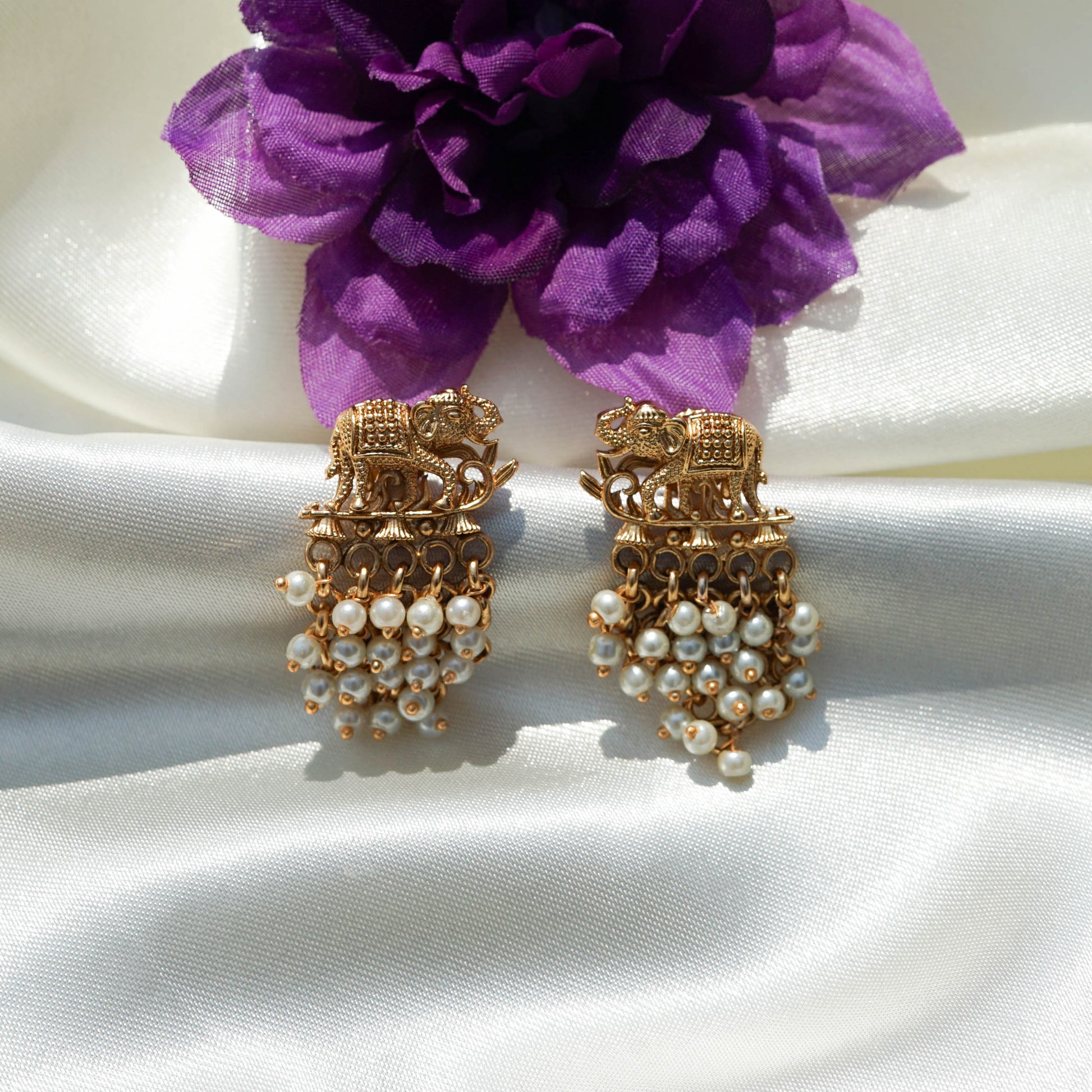 Elephant Motif Pearl Necklace Set