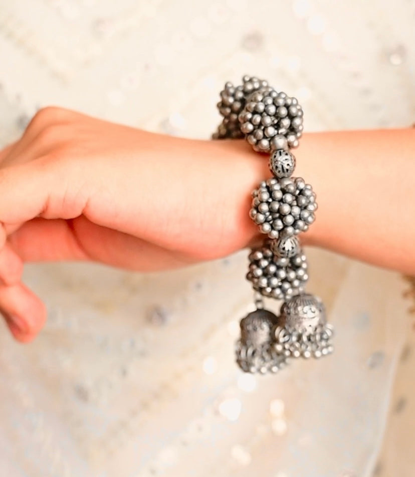 Gajra Cum Bracelet