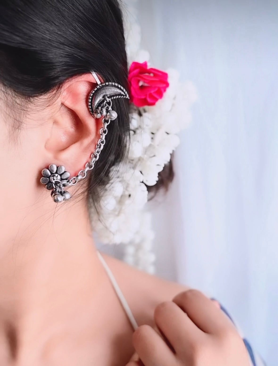 Chandraa Chain Ear Cuff