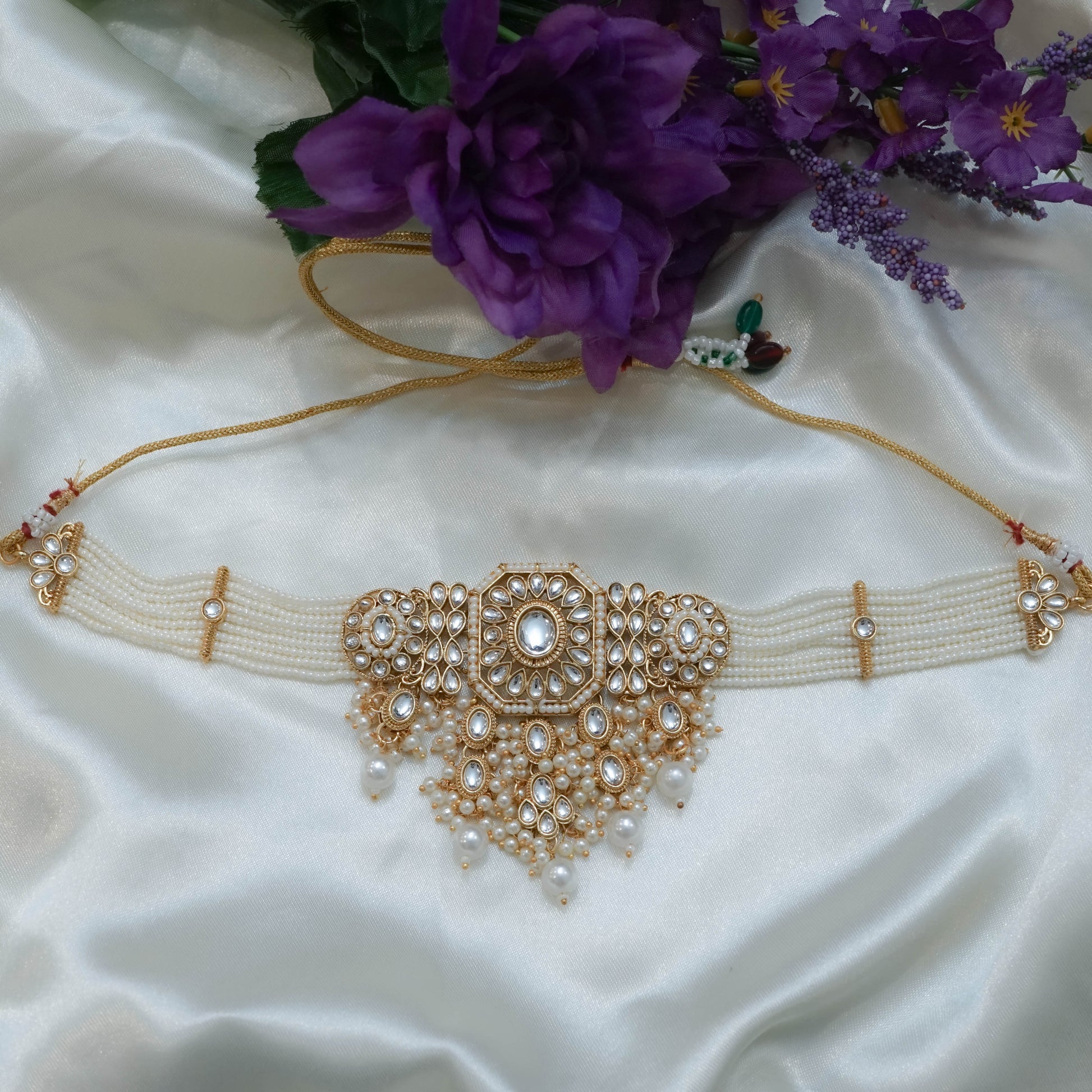 Majestic Pearl Choker Set