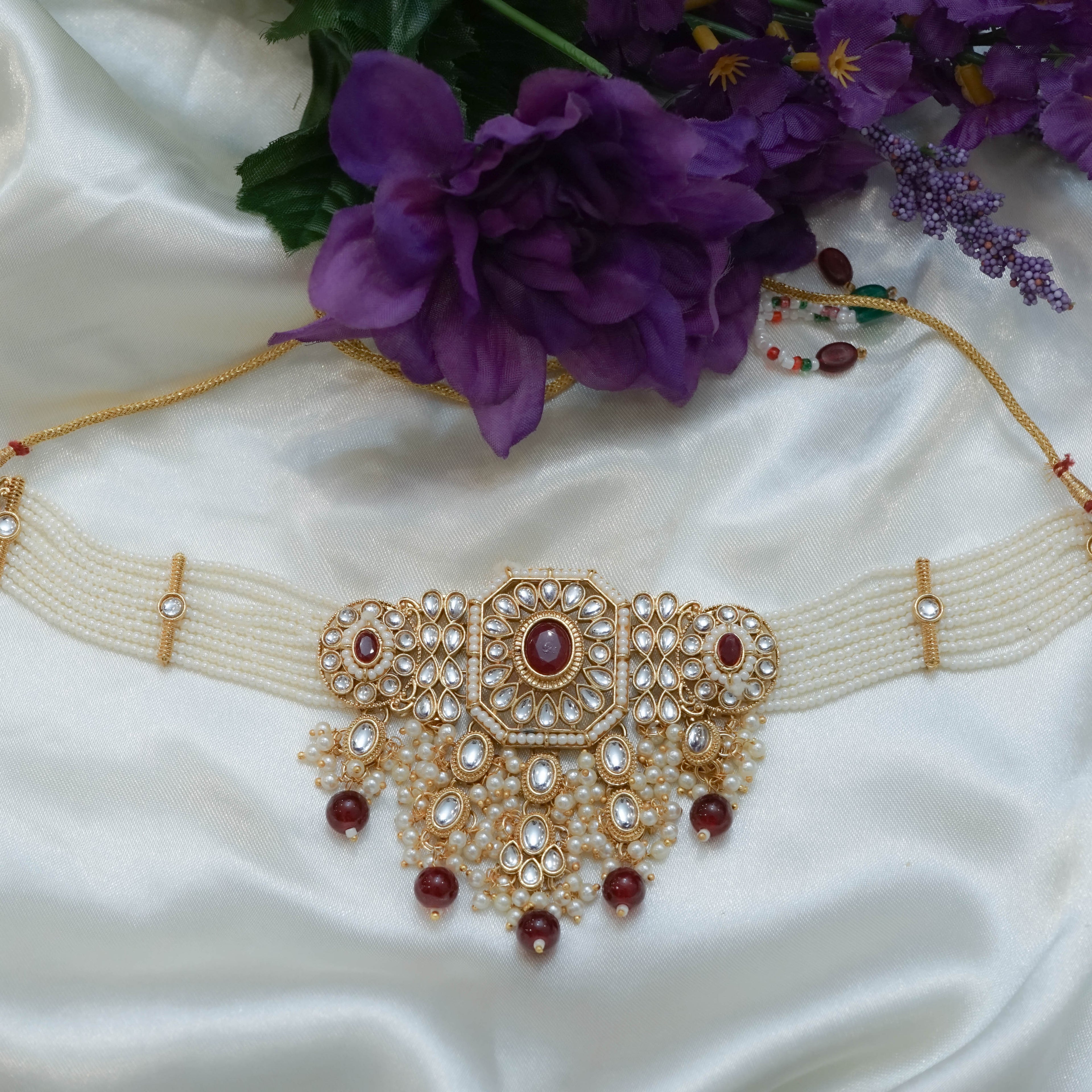 Majestic Pearl Choker Set