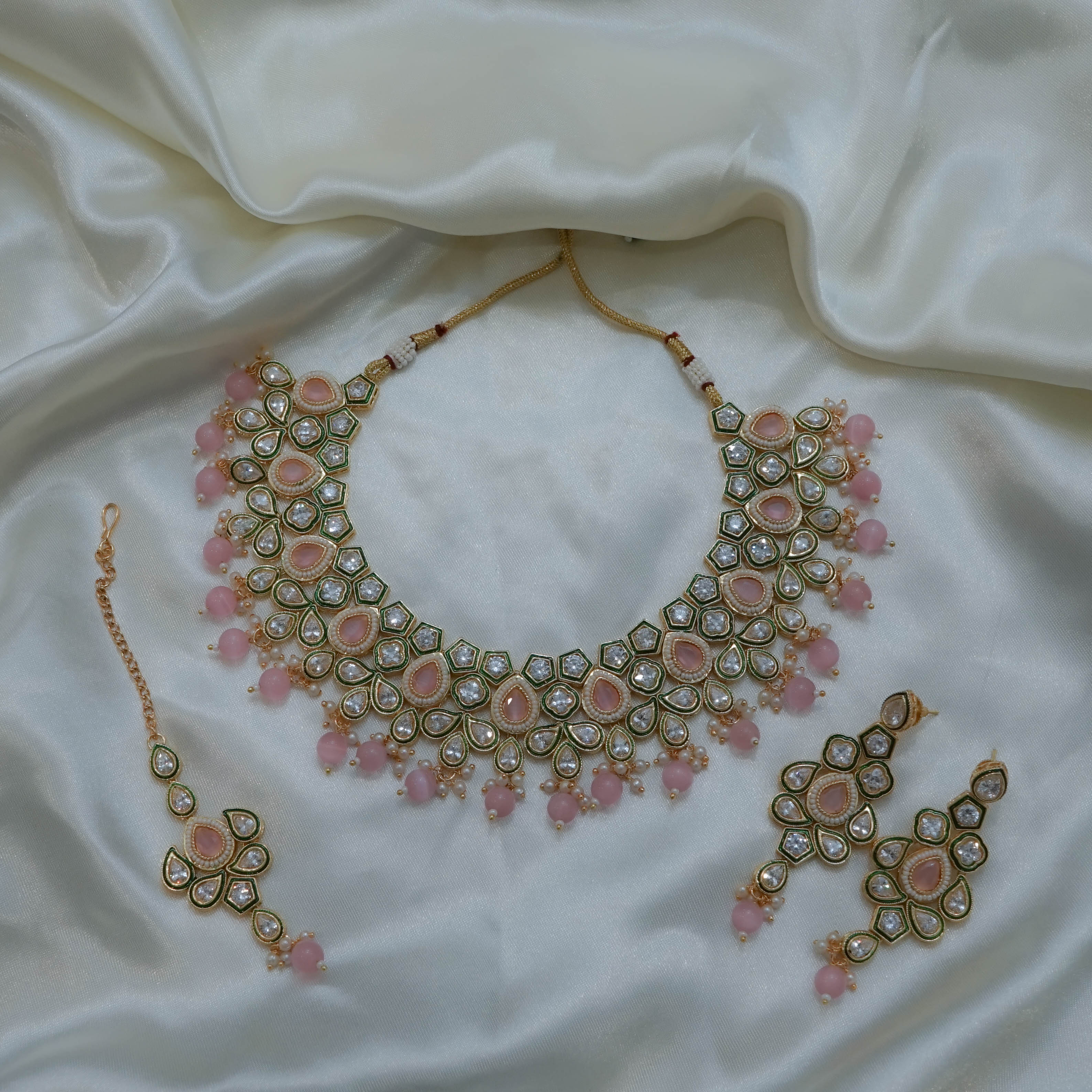 Majestic Kundan Set