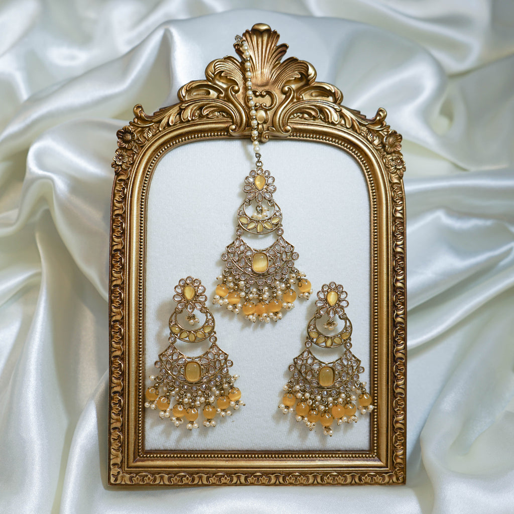 Stone Chandelier Tikka & Earrings