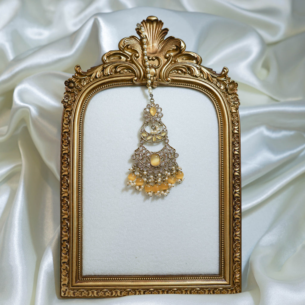 Stone Chandelier Tikka & Earrings