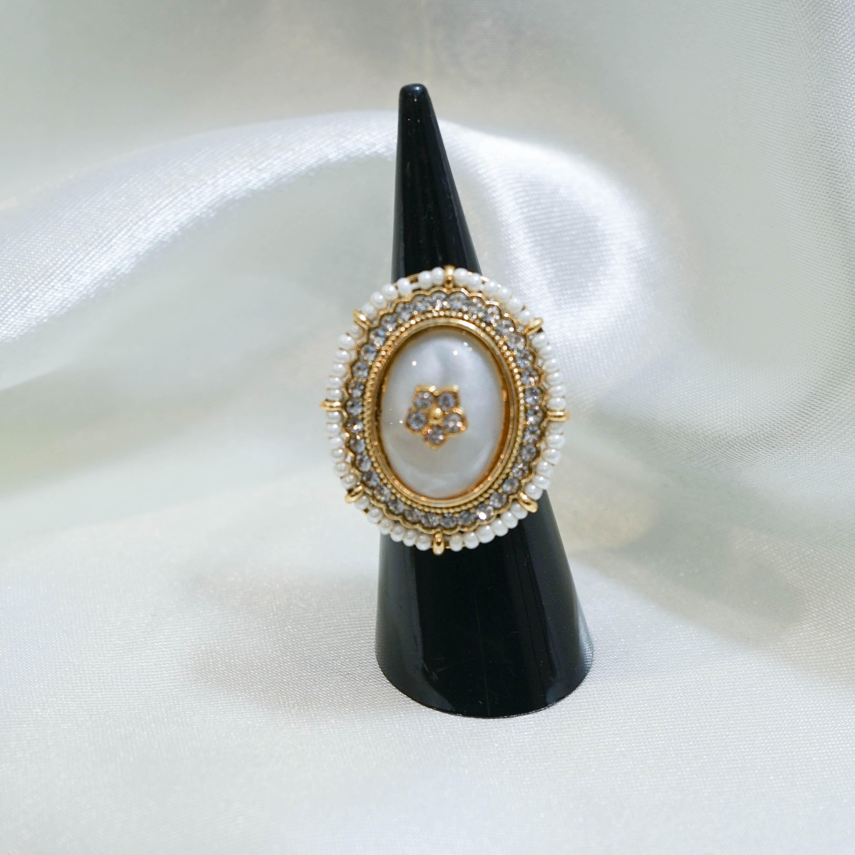 Indian Oval pearl Statement Ring
