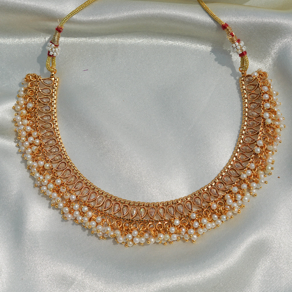 Dazzling Delicate Kundan Pearl Set