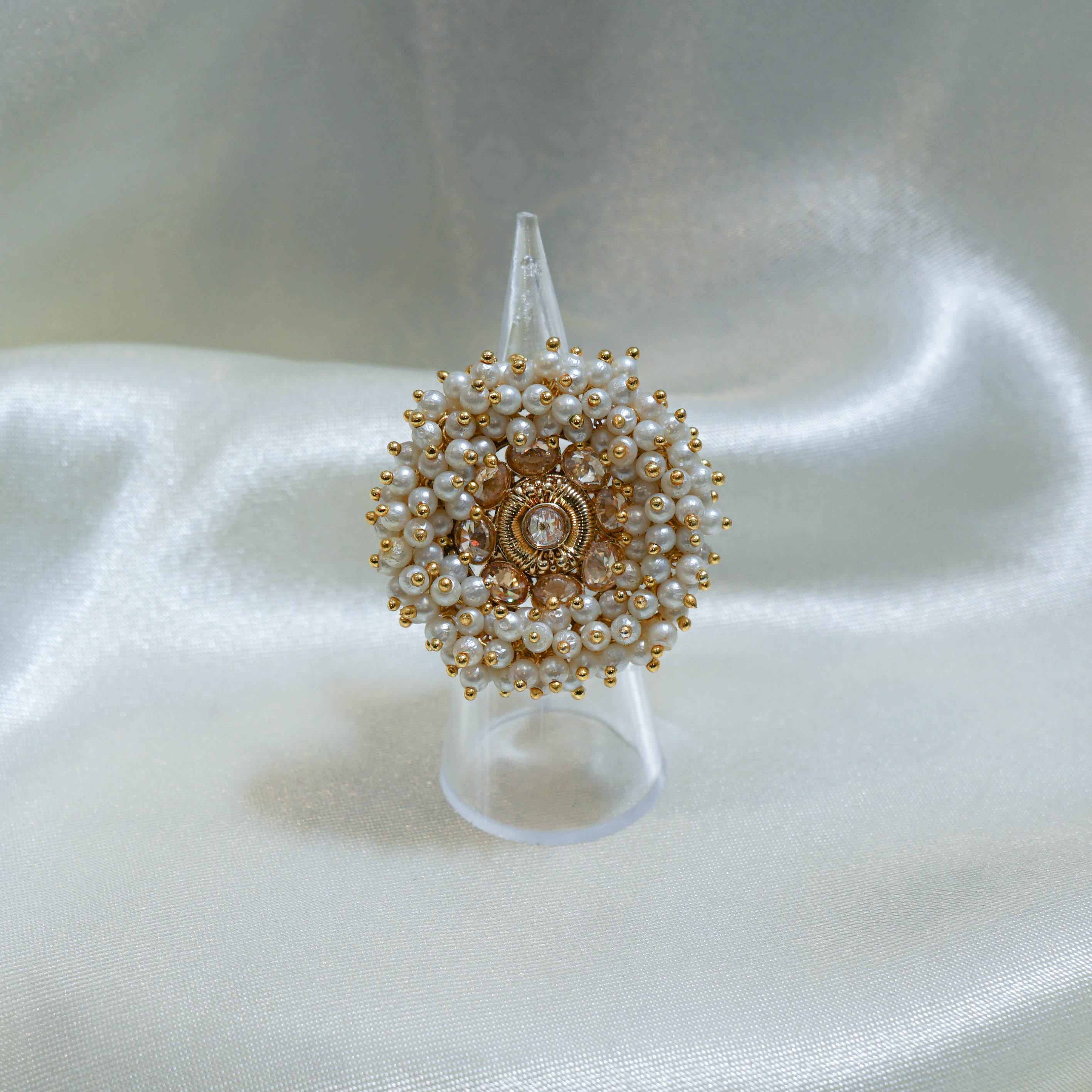 Floral pearl Statement Ring