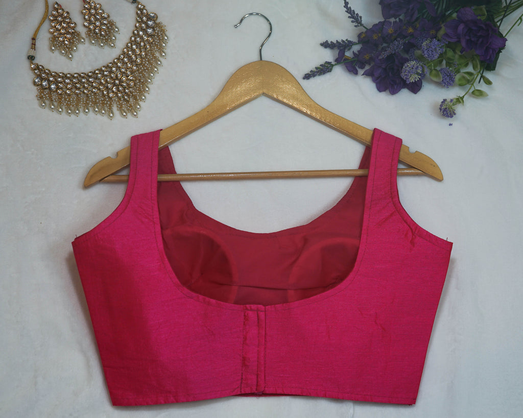 Plain Sleeveless Blouse