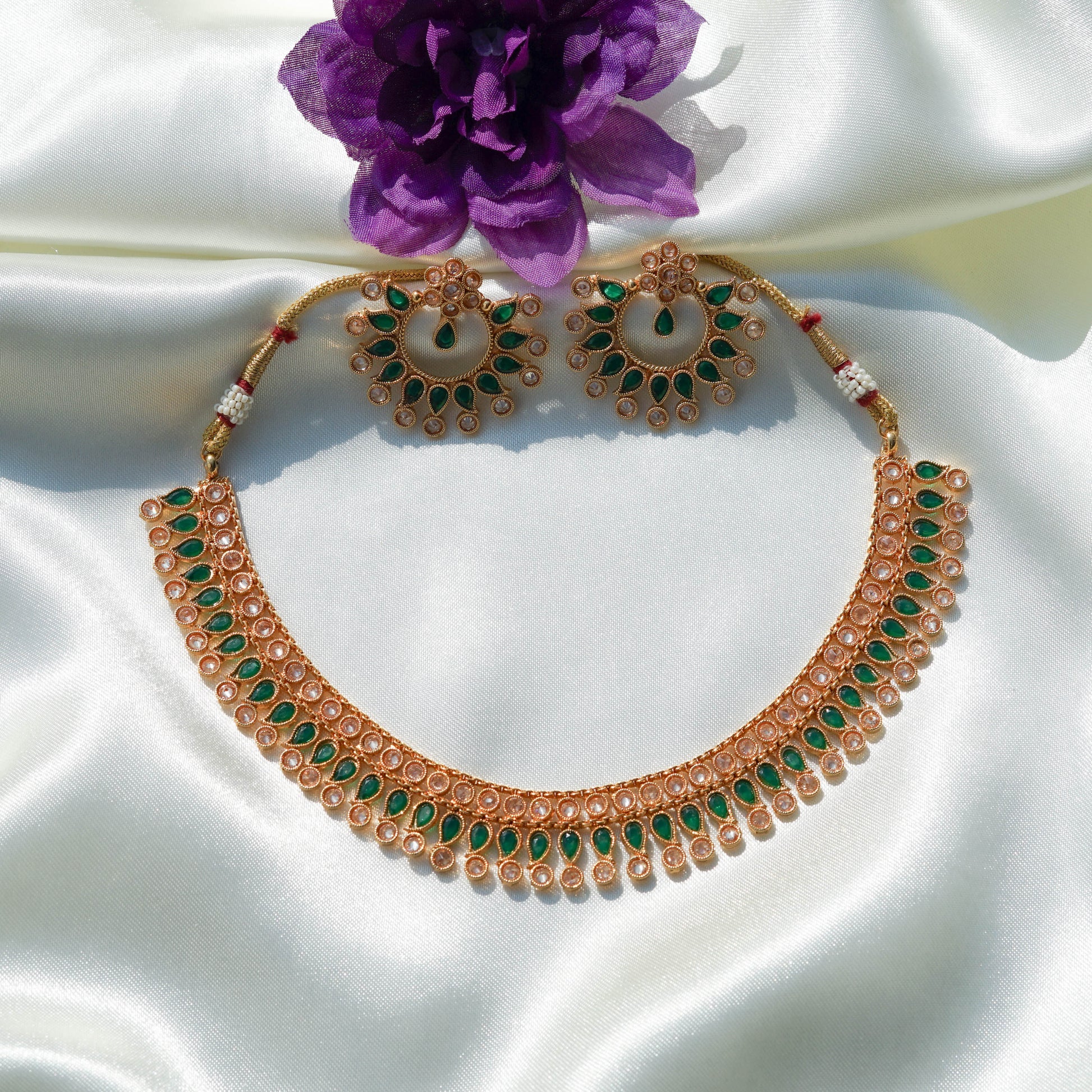 Keri Motif Green Kundan Set