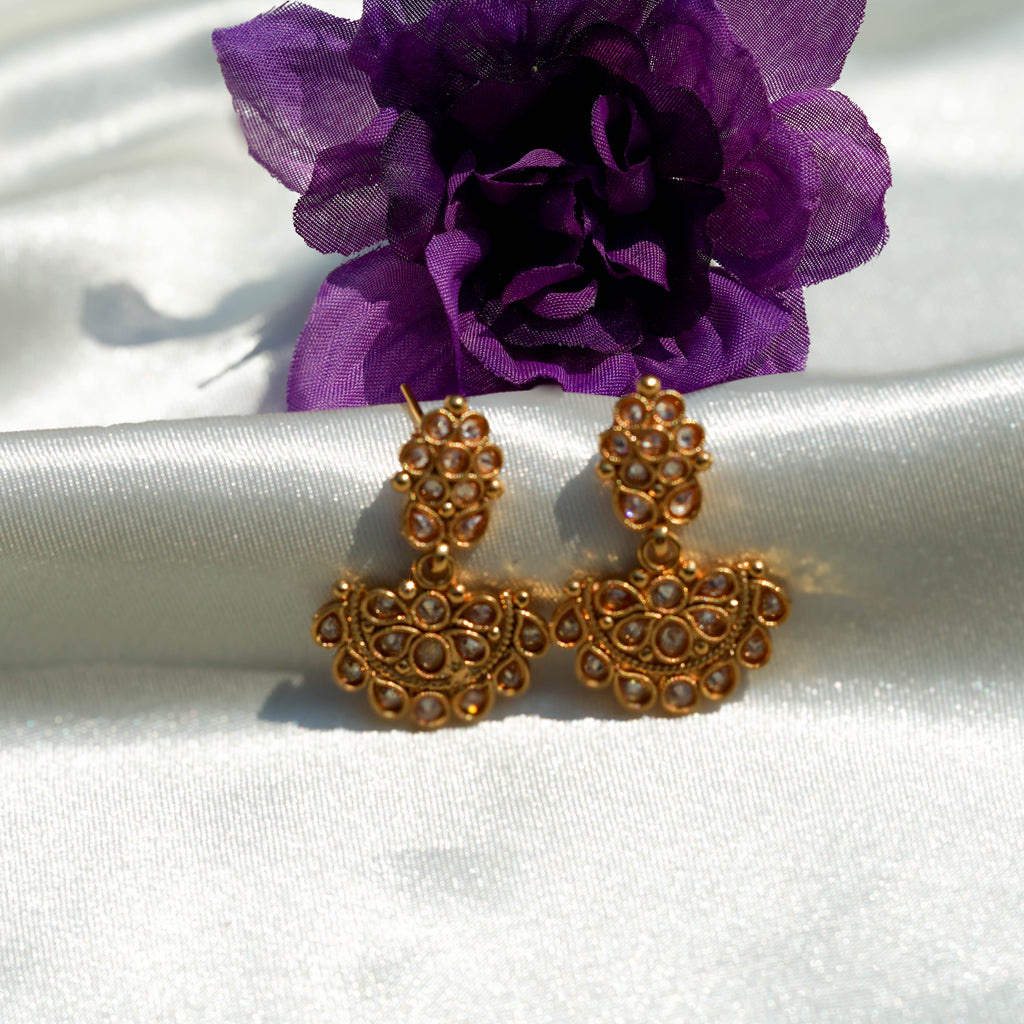 Effortless Kundan Elegance Set